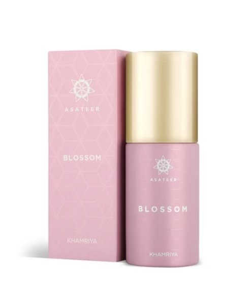 Top Notes: Bergamot, Roses, Saffron Heart Notes: Rose Fusion, Hedione Base Notes: Crystal Amber, Cedarwood, Patchouli, Vanilla, Musk